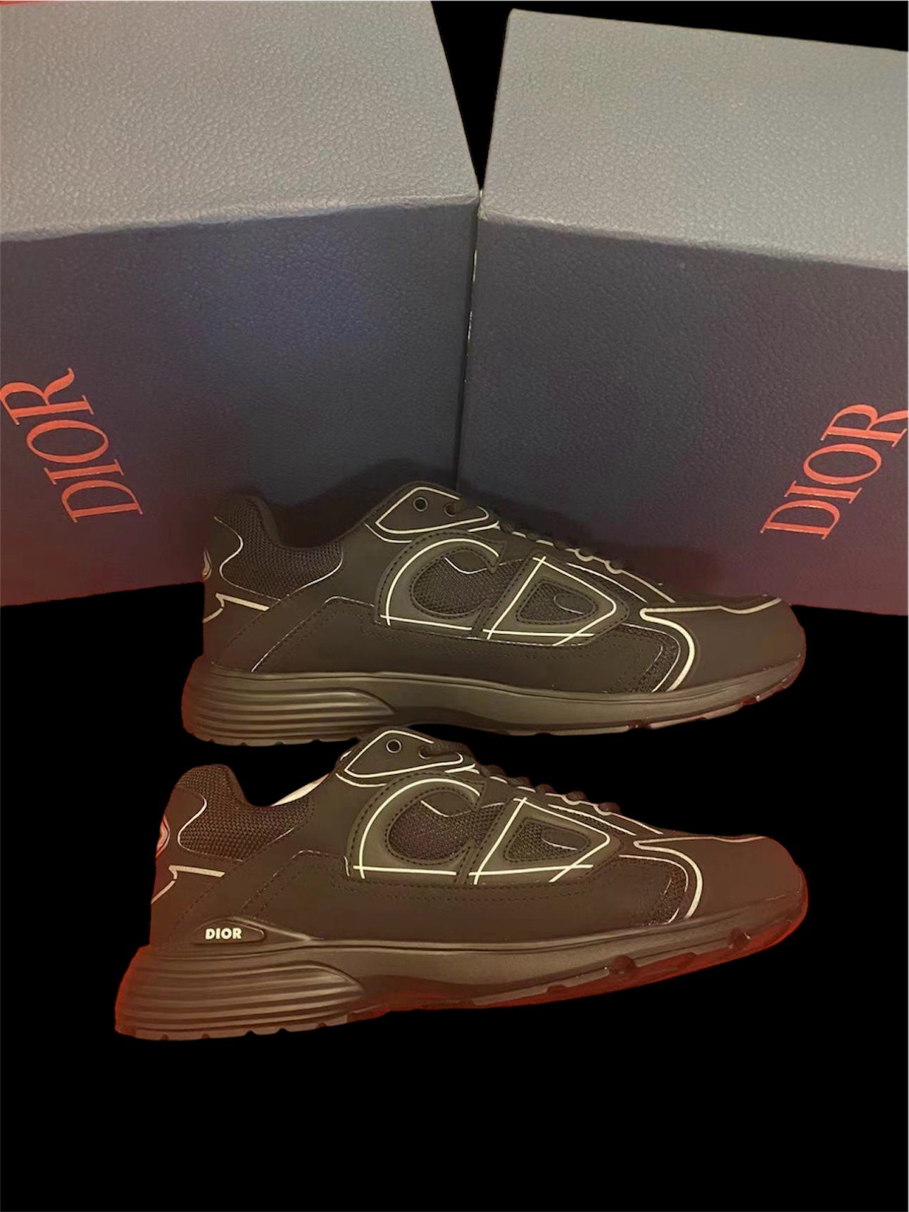 1-1 DIOR B30 'TRIPLE BLACK'