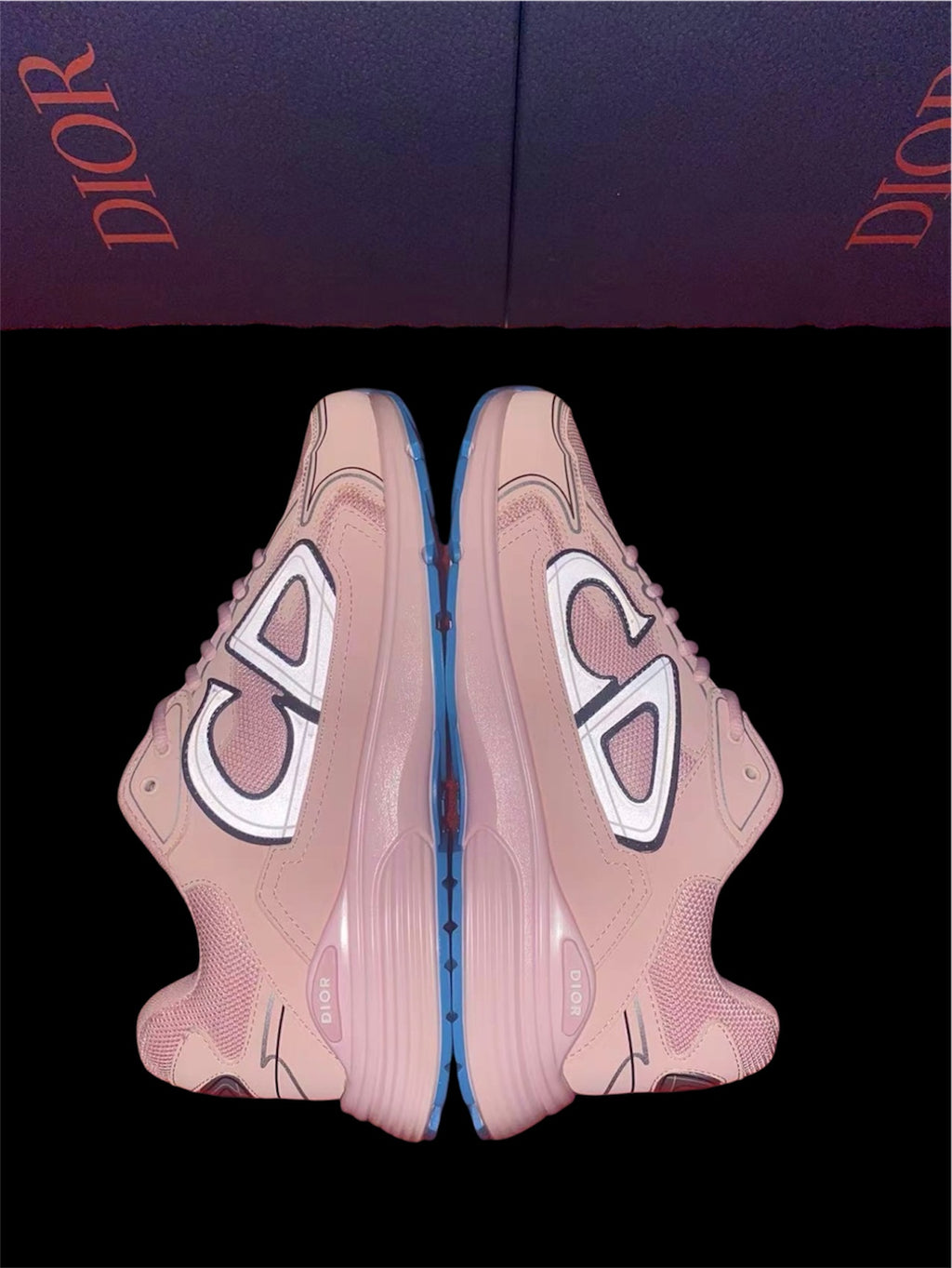 1-1 DIOR B30 PALE PINK & BLUE