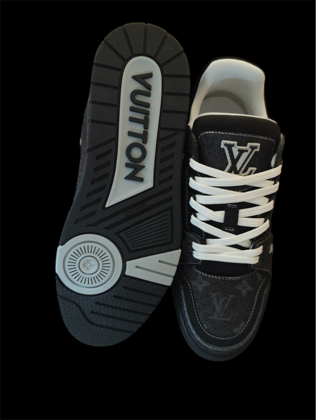 1-1 LV TRAINER BLACK & WHITE
